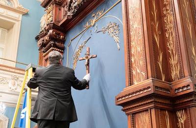 Canada-Québec: Article de Tradition Québec sur le retrait du Crucifix de l`Assemblée Nationale 1a35820b476b0ed69c471422bfd1ea38